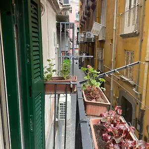 Le Di Ginevra Naples